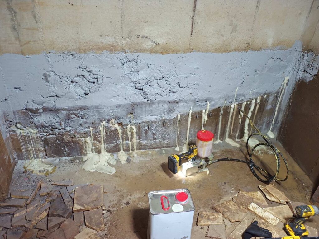 Concrete crack repair with resins, how is it done 3